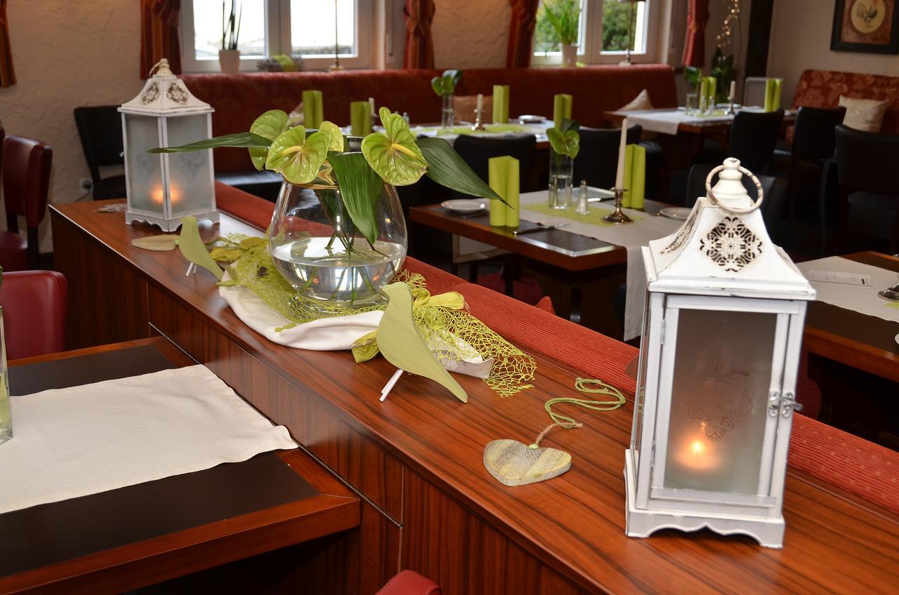 Gasthaus Zur Rebe Mehring  Ngoại thất bức ảnh